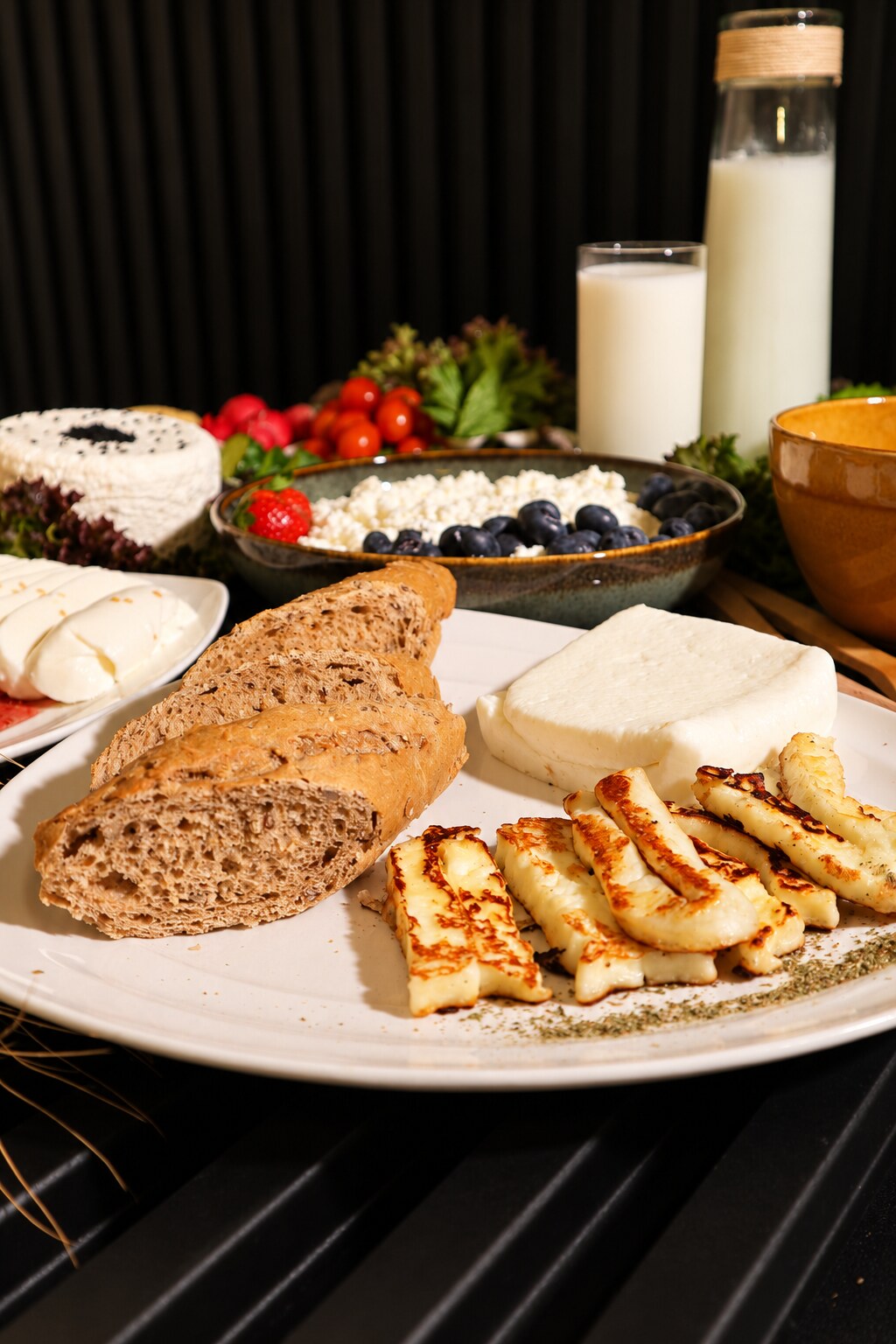 Halloum cheese served with bread
